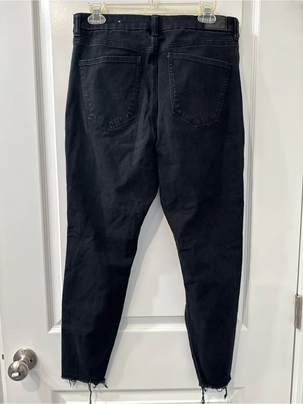 American Eagle Outfitters Black Distressed Ankle Jeans